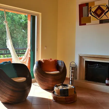 Golf Apartment *